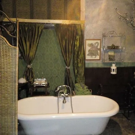 Caspians Boutique بيت ضيافة سكرابورو
